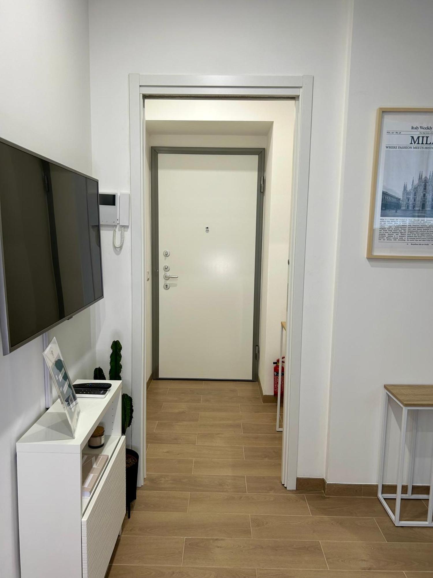 Navigli-Bocconi - Peque Home, Wi-Fi Mediolan Zewnętrze zdjęcie